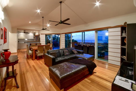 Bella Vista On Nara Pets Welcome - Hotel QLD 11