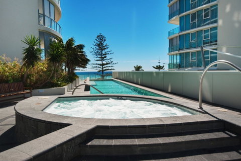 Reflections Tower Two - Hotel QLD 0