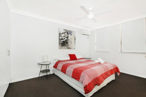 Headland Tropicana Resort - Hotel QLD 10