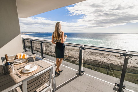Iconic Kirra Beach Resort - Hotel QLD 0