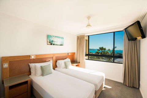 Pinnacles - Hotel QLD 17
