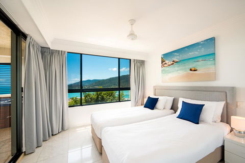 Pinnacles - Hotel QLD 5