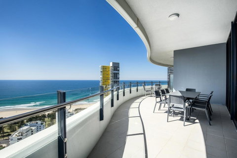 The Wave Resort - Hotel QLD 1