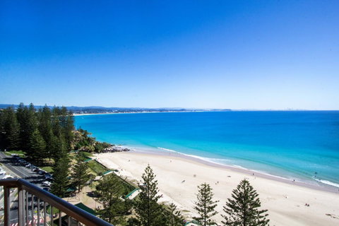 Columbia Beachfront Apartments On Rainbow Bay - Hotel QLD 1