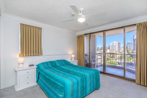 Columbia Beachfront Apartments On Rainbow Bay - Hotel QLD 17