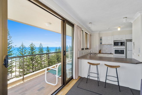 Columbia Beachfront Apartments On Rainbow Bay - Hotel QLD 28