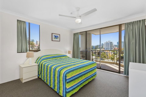 Columbia Beachfront Apartments On Rainbow Bay - Hotel QLD 20