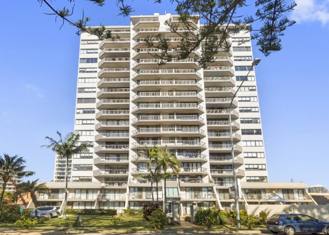 Columbia Beachfront Apartments On Rainbow Bay - Hotel QLD 4