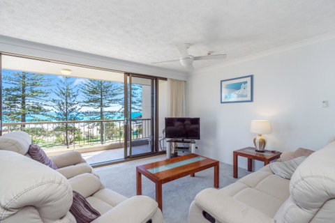 Columbia Beachfront Apartments On Rainbow Bay - Hotel QLD 8