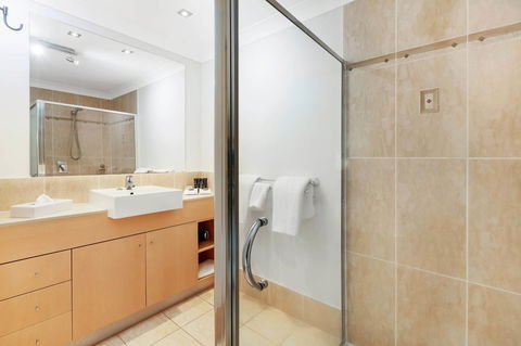 Mantra Aqueous On Port - Hotel QLD 11