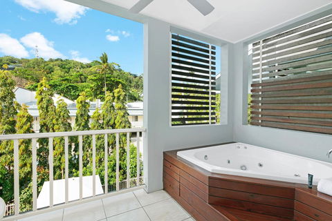 Mantra Aqueous On Port - Hotel QLD 25