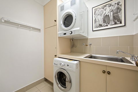 Montipora Unit 3 - In The Heart Of Airlie, Wi-fi And Netflix - Hotel QLD 9