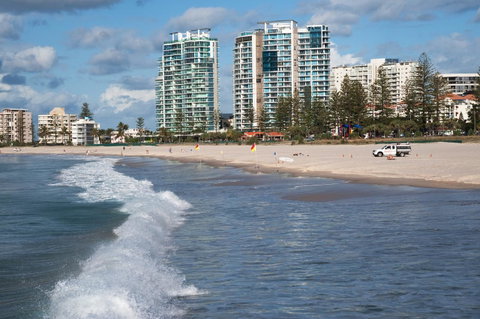Reflection On The Sea - Hotel QLD 24