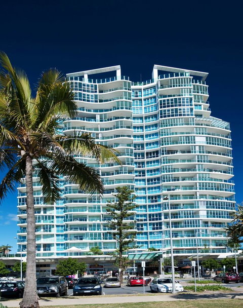 Reflection On The Sea - Hotel QLD 25