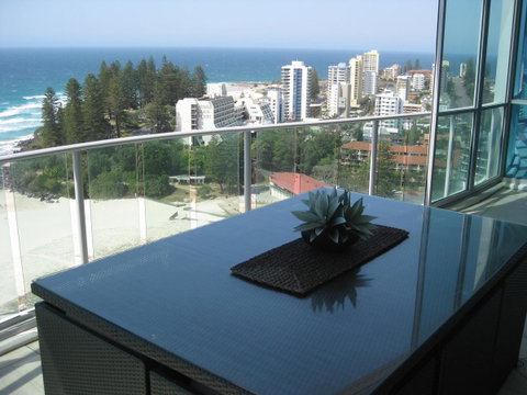 Reflection On The Sea - Hotel QLD 35