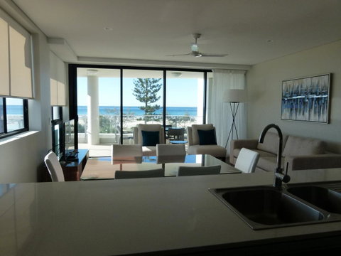 Pure Kirra - Hotel QLD 24