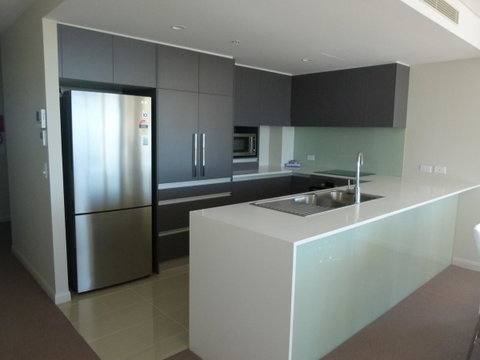 Pure Kirra - Hotel QLD 10