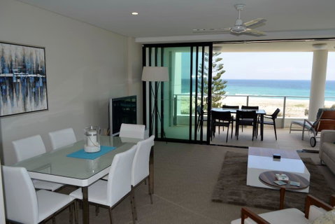 Pure Kirra - Hotel QLD 6