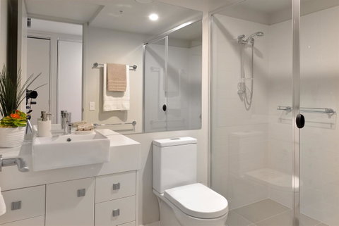 Pure Kirra - Hotel QLD 11
