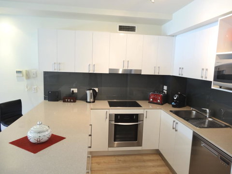 Waterfront Resort Villa With Buggy - Hotel QLD 7