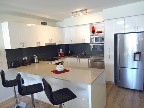 Waterfront Resort Villa With Buggy - Hotel QLD 5