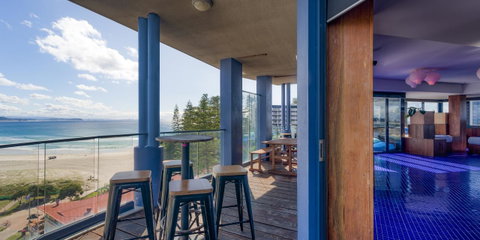 Komune Resort And Beach Club Greenmount Beach - Hotel QLD 11
