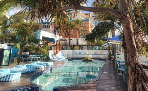 Komune Resort And Beach Club Greenmount Beach - Hotel QLD 1