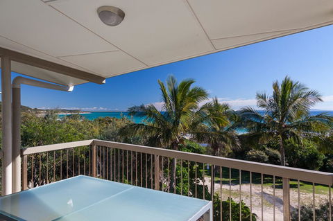 Cylinder Beach Mooloomba Unit 3 - Hotel QLD 0