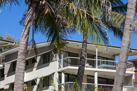 Cylinder Beach Mooloomba Unit 3 - Hotel QLD 14