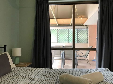 Location! 2BR Town View Unit In Centre Of Airlie. - Hotel QLD 24