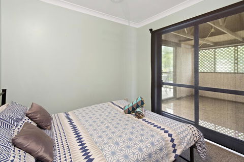 Location! 2BR Town View Unit In Centre Of Airlie. - Hotel QLD 5