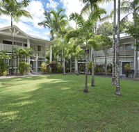 Tropical Nites Holiday Townhouses - Hotel QLD