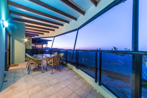 Paradise Penthouse At Waves - Airlie Beach - Hotel QLD 26
