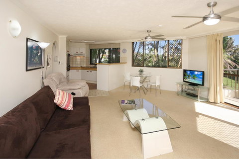 Spindrift On The Beach - Absolute Beachfront - Hotel QLD 19