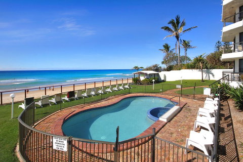 Spindrift On The Beach - Absolute Beachfront - Hotel QLD 16