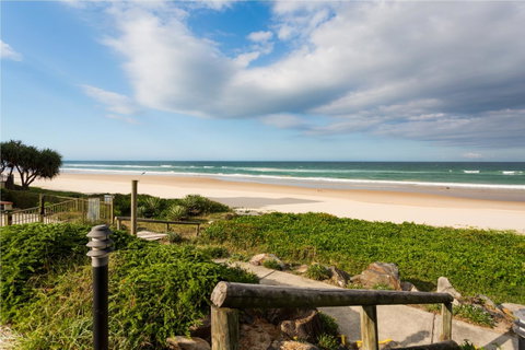 Spindrift On The Beach - Absolute Beachfront - Hotel QLD 22