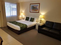 Book Chinchilla Accommodation Vacations Hotel QLD Hotel QLD