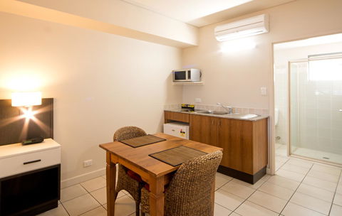 Portside Whitsunday Luxury Holiday Apartments - Hotel QLD 13