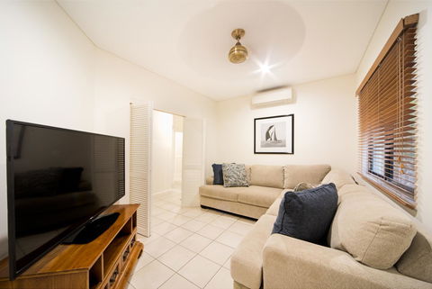 Portside Whitsunday Luxury Holiday Apartments - Hotel QLD 20