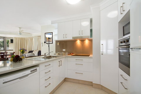 Rainbow Bay Resort Holiday Apartments - Hotel QLD 4