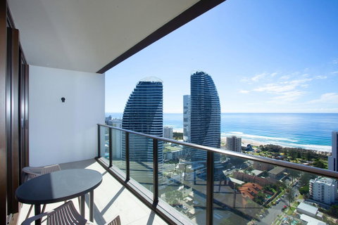 High Floor Ocean View Suites Broadbeach - Hotel QLD 3