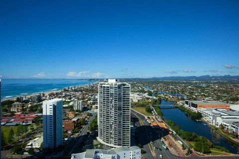 High Floor Ocean View Suites Broadbeach - Hotel QLD 23
