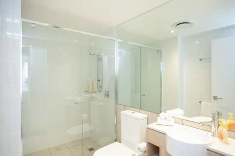 High Floor Ocean View Suites Broadbeach - Hotel QLD 5