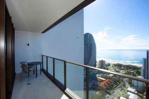 High Floor Ocean View Suites Broadbeach - Hotel QLD 19