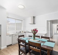 Wattle Grove Villa - Hotel QLD