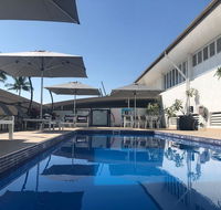 Welcome to the Centre of Paradise - Hotel QLD