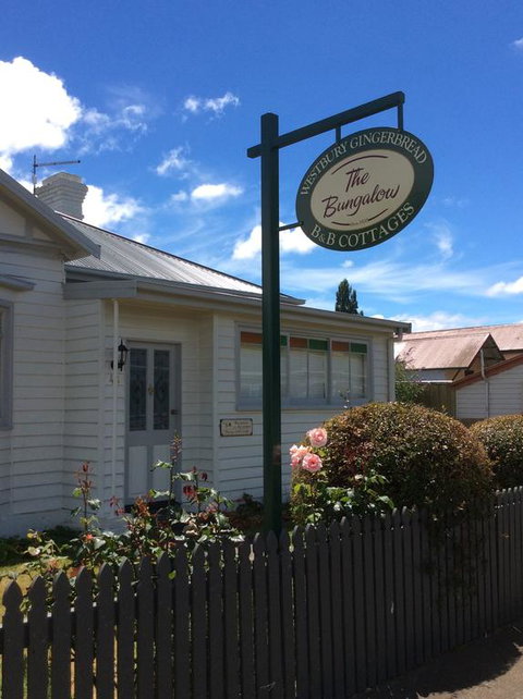 Westbury Gingerbread Cottages - Hotel QLD 1