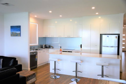 Western Breeze - Hotel QLD 0