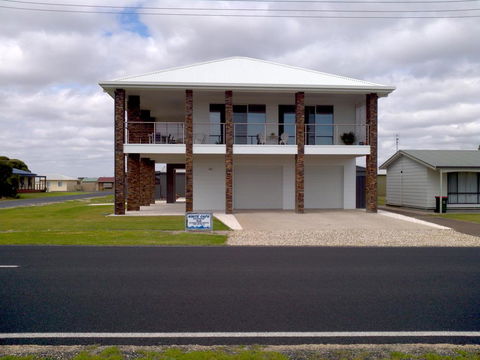White Caps B&B Apartment - Hotel QLD 0