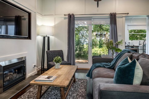 White Gates - Hotel QLD 3